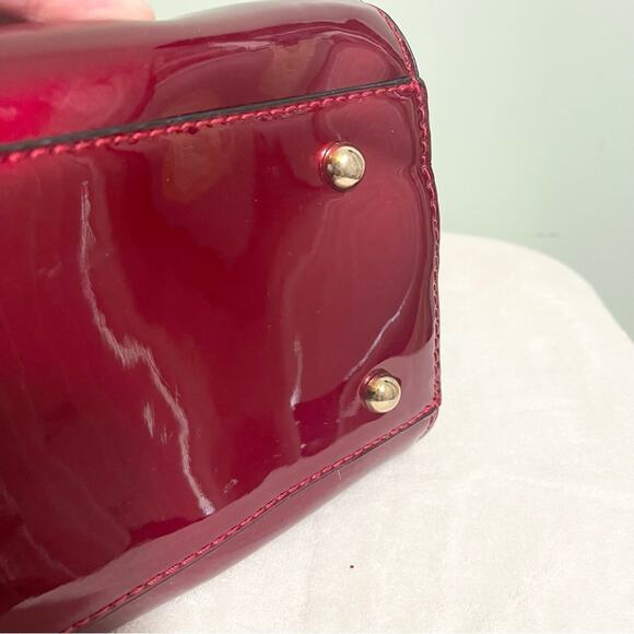 Red Patent Handbag with Rhinestone Closure - Picture 14 of 15